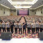 Berikan Pembekalan Ratusan Personel Yang Dilibatkan Pengawalan Paslon Kada-Wakada, Kapolda Sumsel Tekankan Netralitas Polri IMG-20240918-WA0002